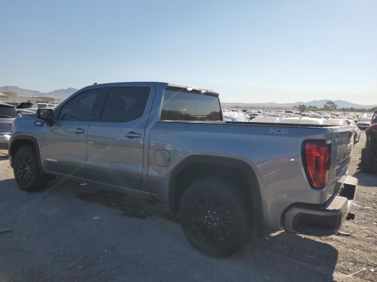 2023 GMC Sierra K1500 Elevation - Фото 2