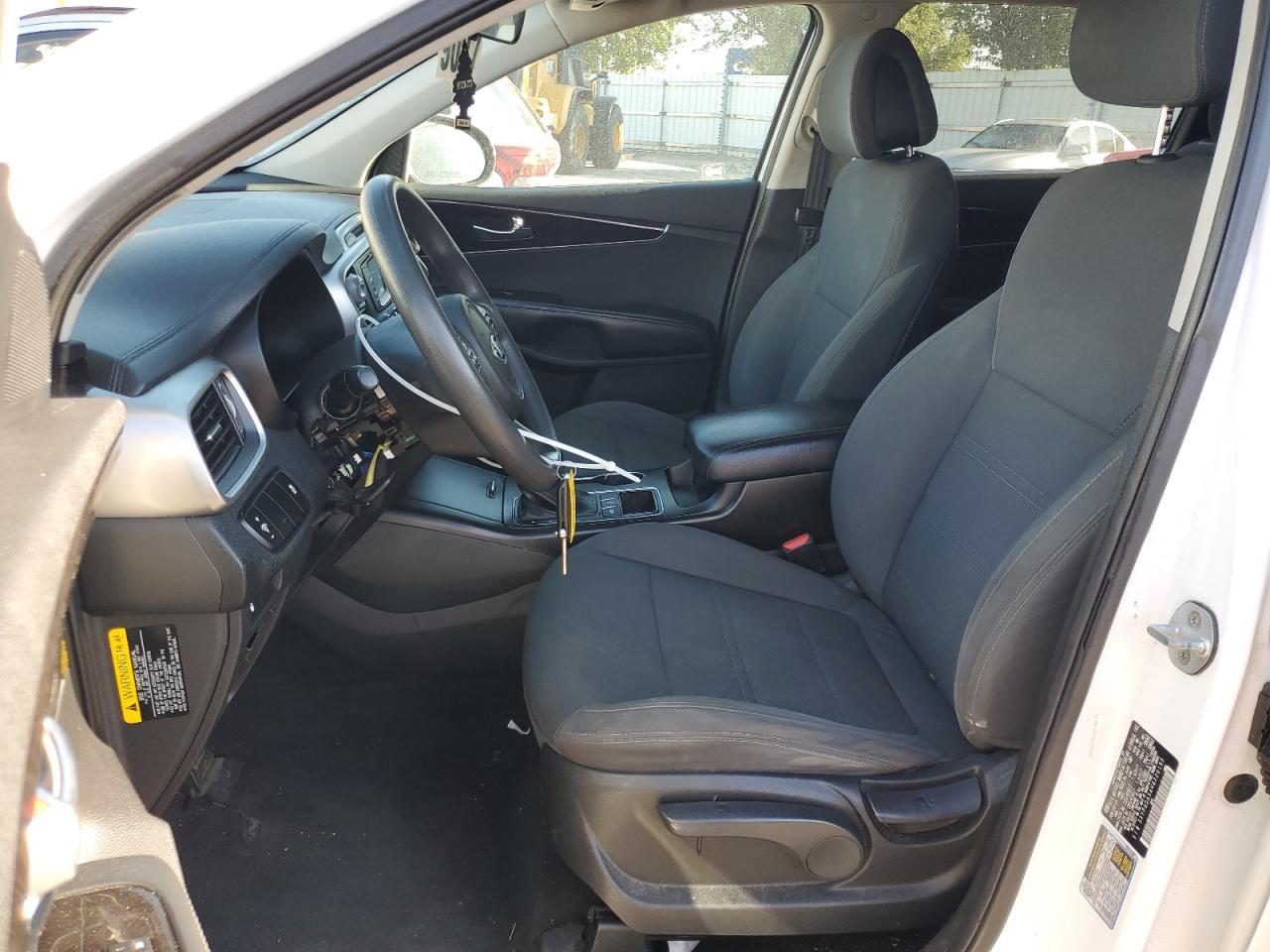 2017 Kia Sorento Lx - Image 7