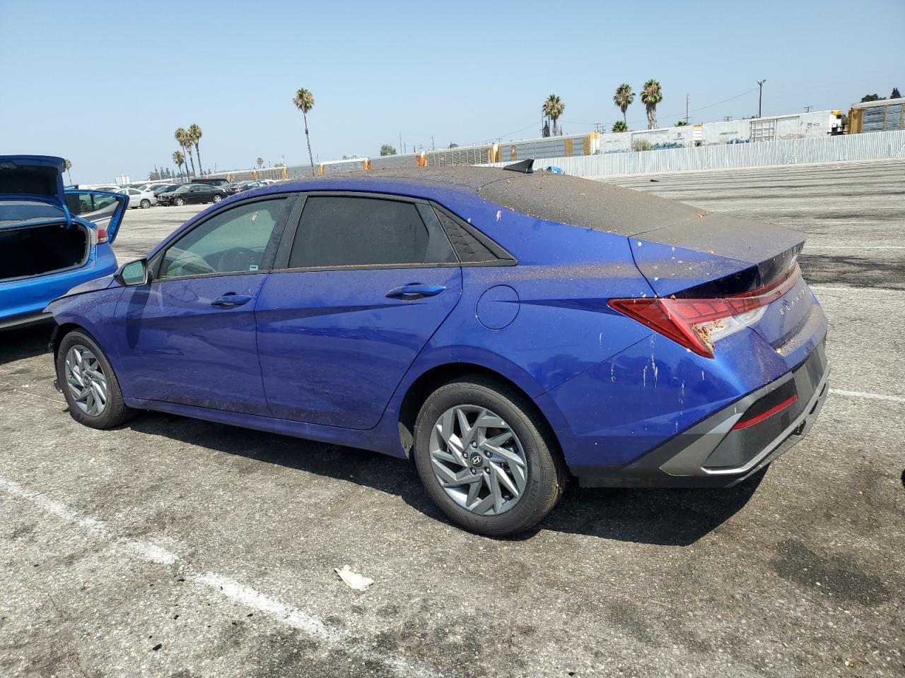 2025 Hyundai Elantra Blue - Фото 2