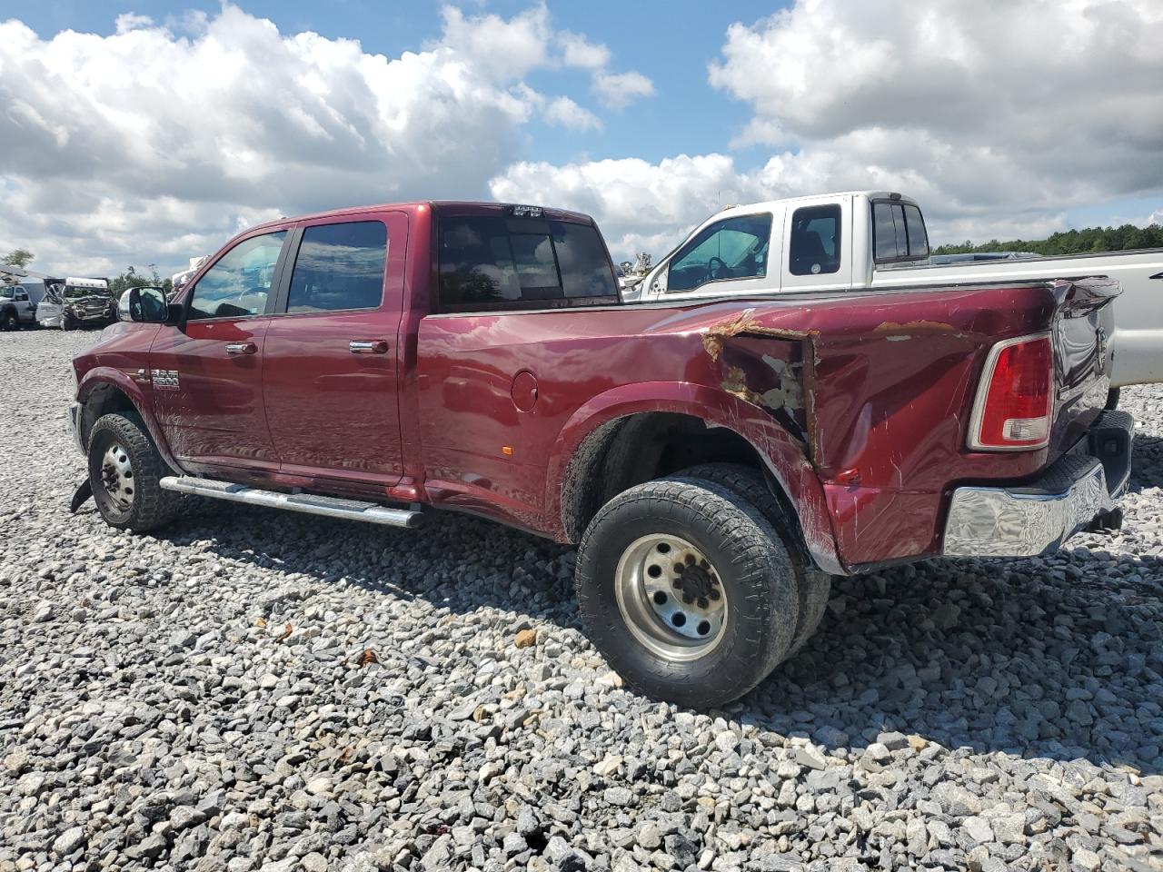 2018 Ram 3500 Laramie - Фото 2