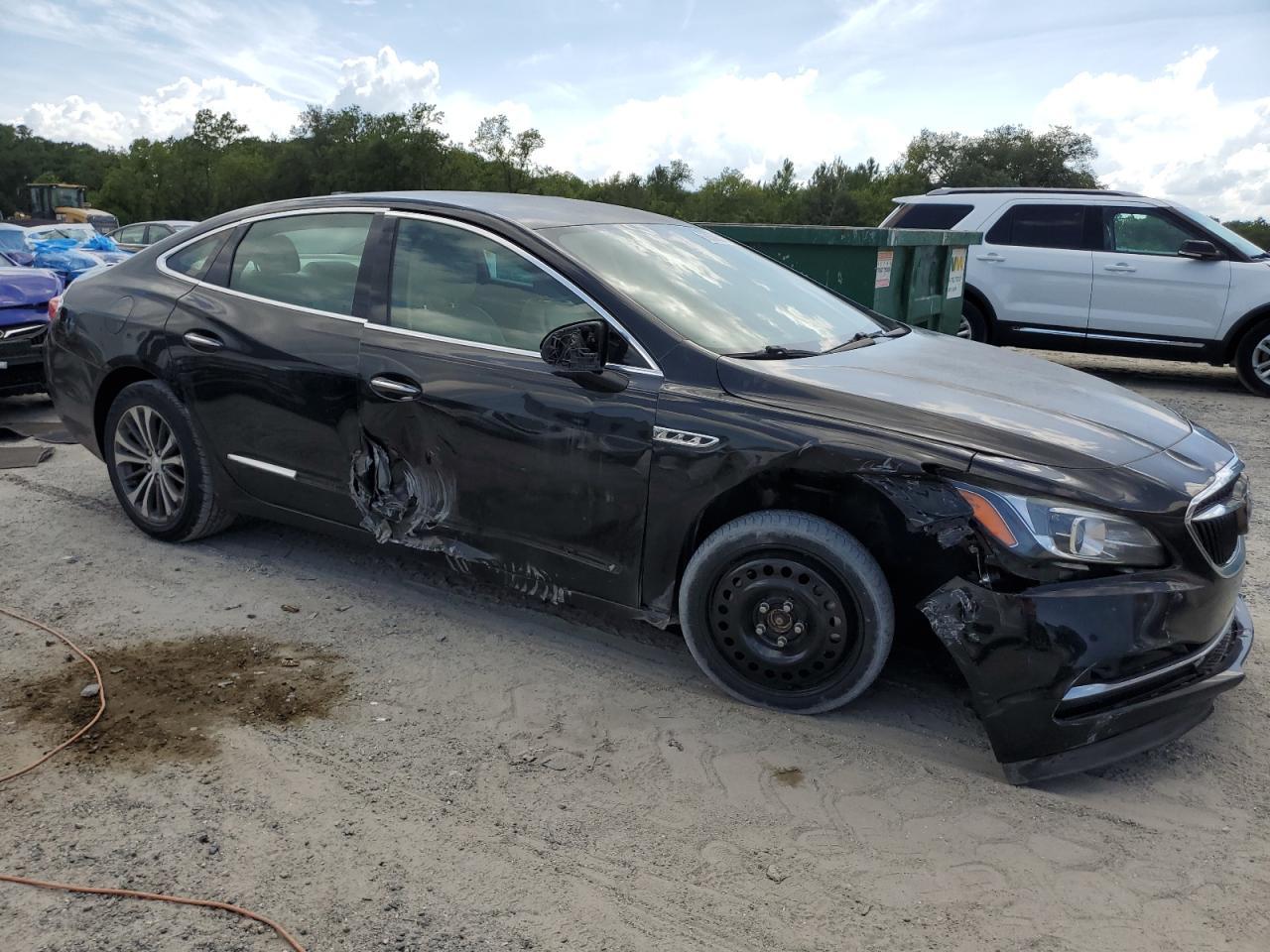 2017 Buick Lacrosse Preferred - Фото 4
