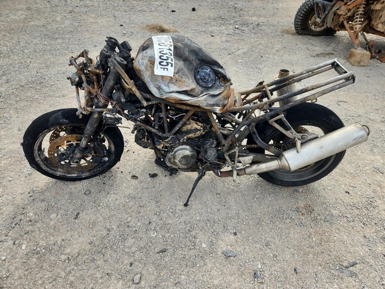 2005 Ducati Supersport 800 - Image 3