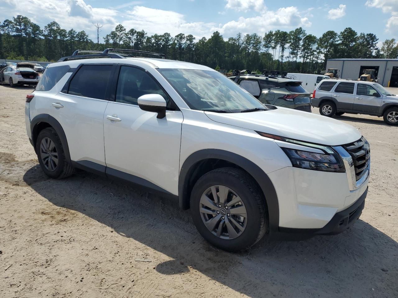 2025 Nissan Pathfinder Sv - Фото 4