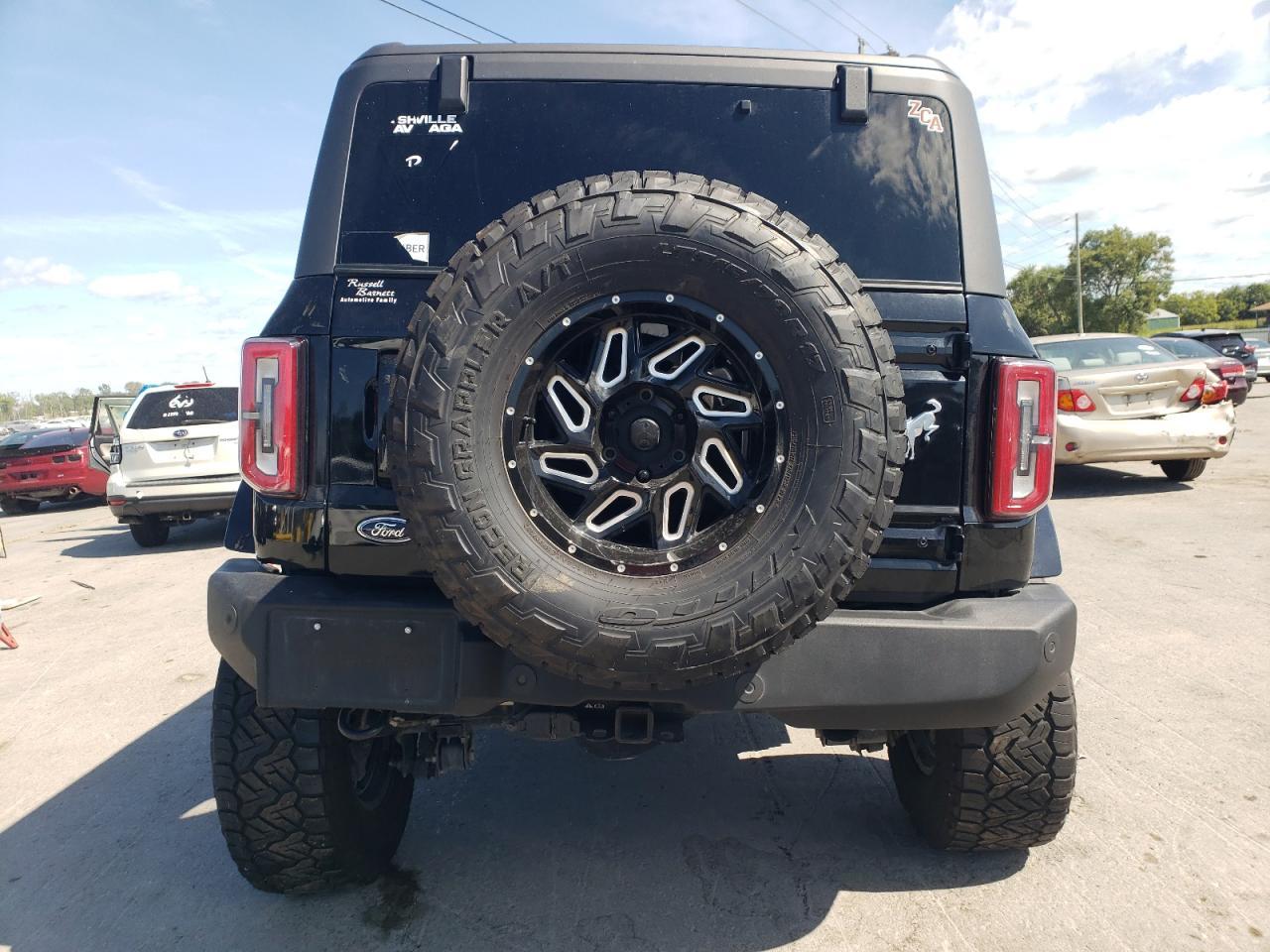 2024 Ford Bronco Outer Banks - Фото 6