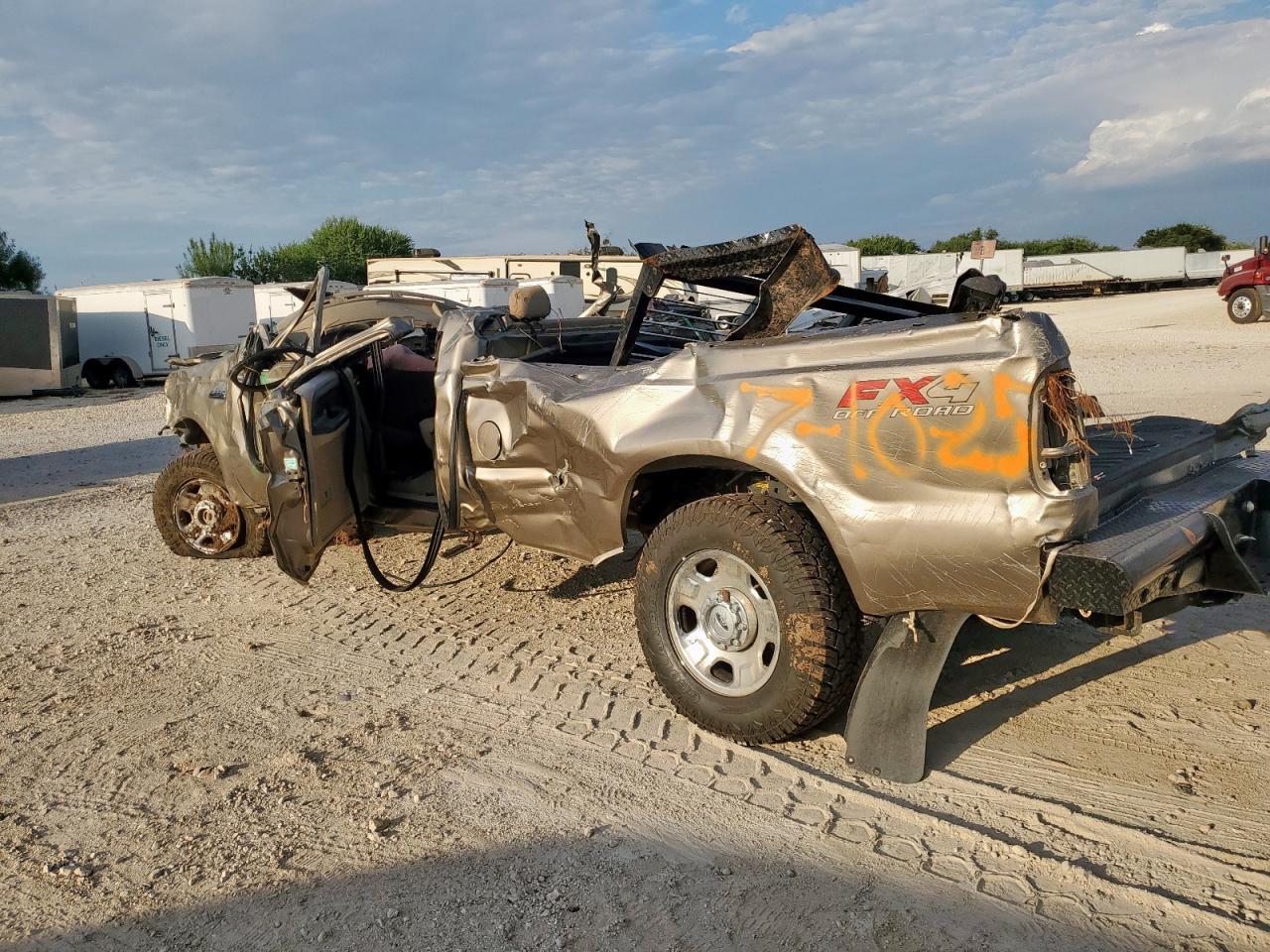 2006 Ford F350 Srw Super Duty - Image 2