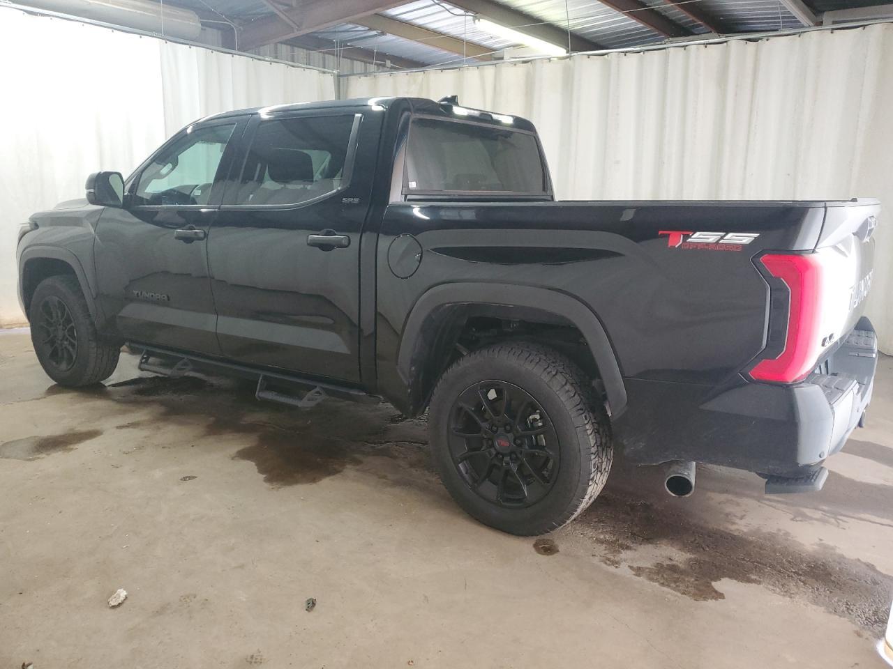 2023 Toyota Tundra Crewmax Sr - Фото 2