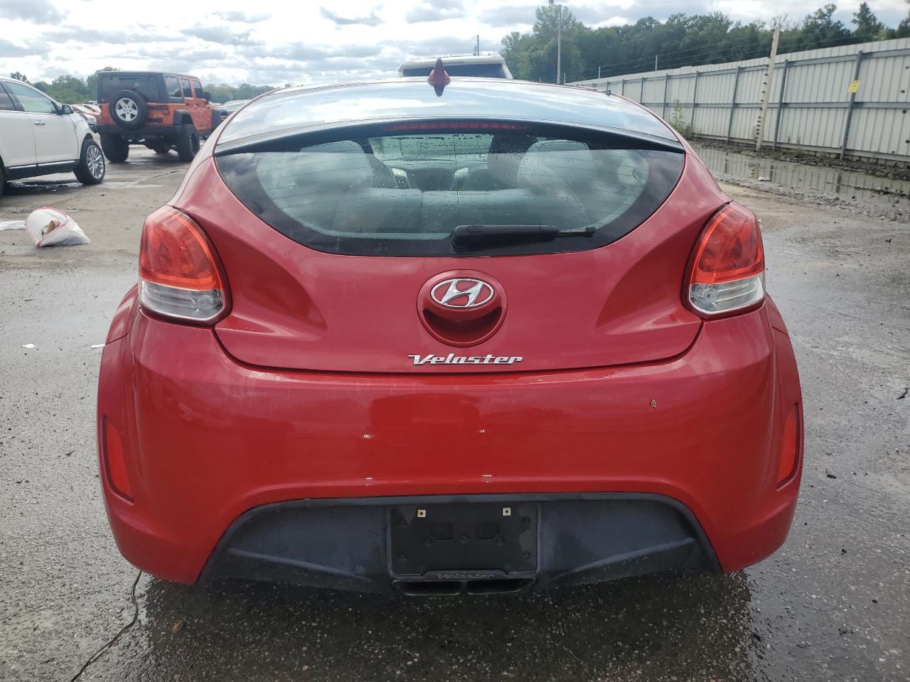 2012 Hyundai Veloster Base - Фото 6