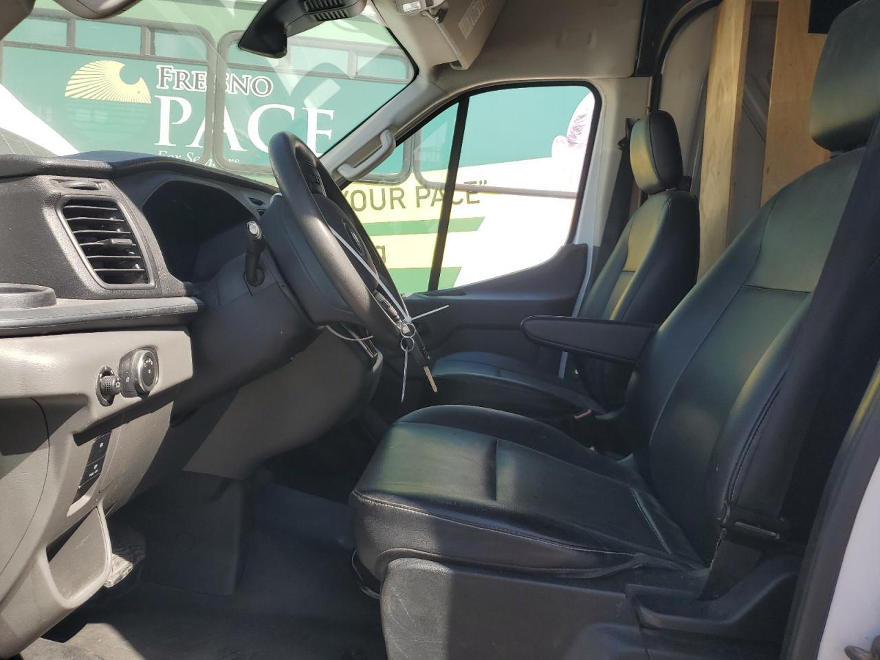 2022 Ford Transit Cab & Chassi - Фото 7