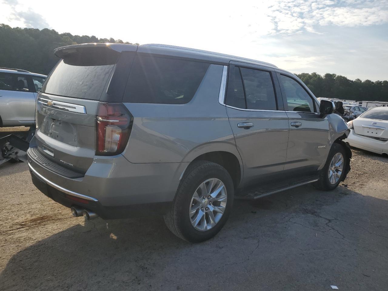 2023 Chevrolet Tahoe C1500 Premier - Фото 3