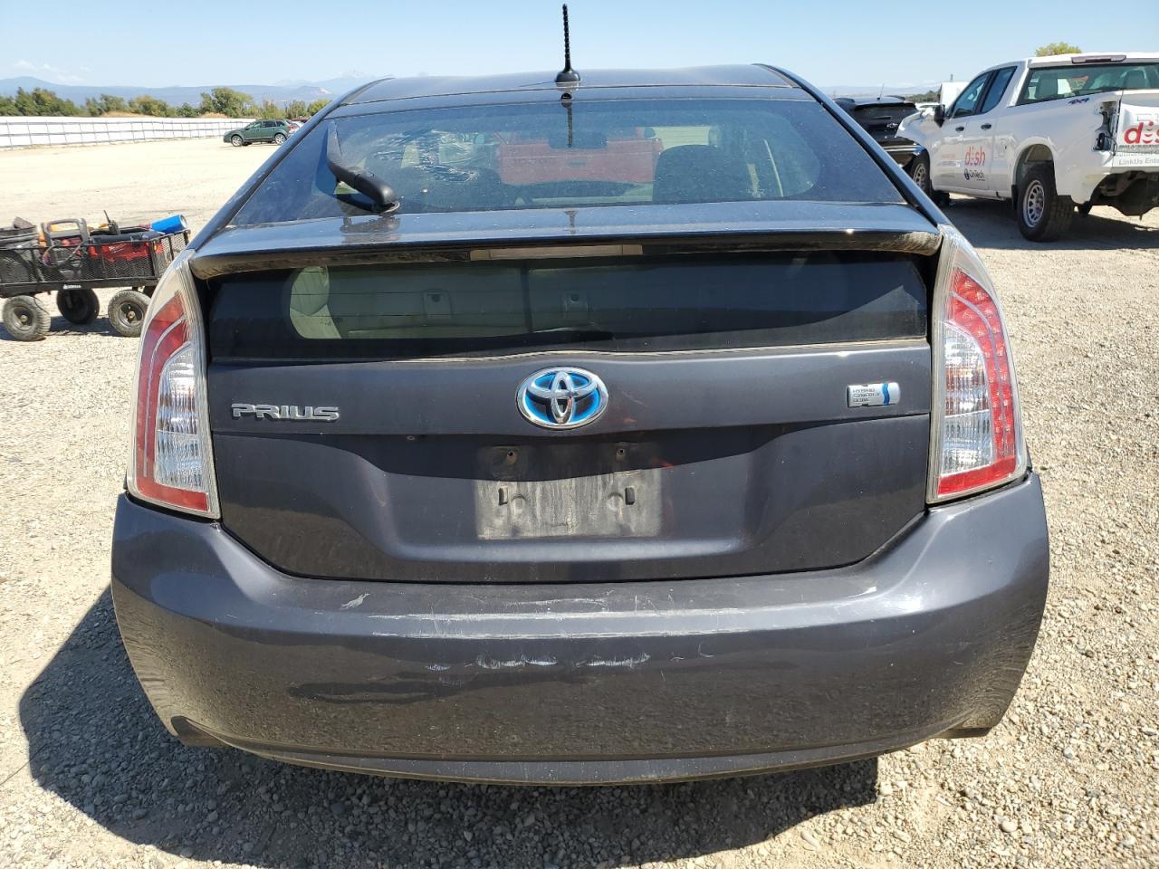 2014 Toyota Prius - Image 6