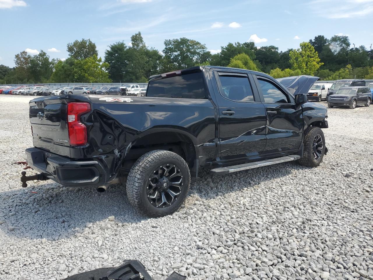 2022 Chevrolet Silverado Ltd K1500 Custom - Фото 3