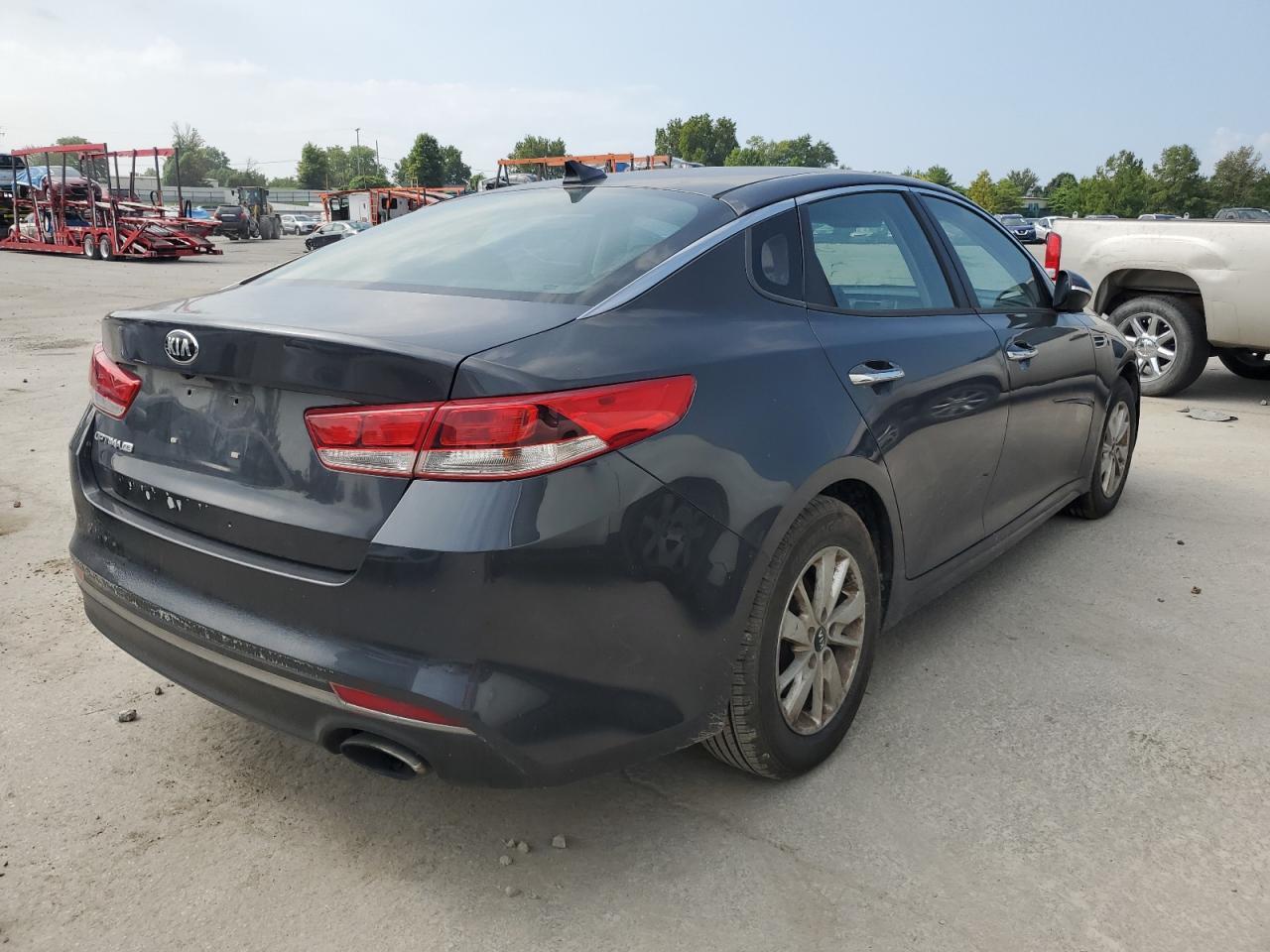 2017 Kia Optima Lx - Фото 3