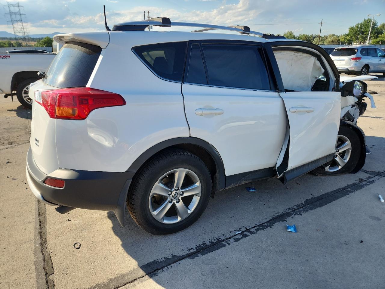 2015 Toyota Rav4 Xle - Фото 3