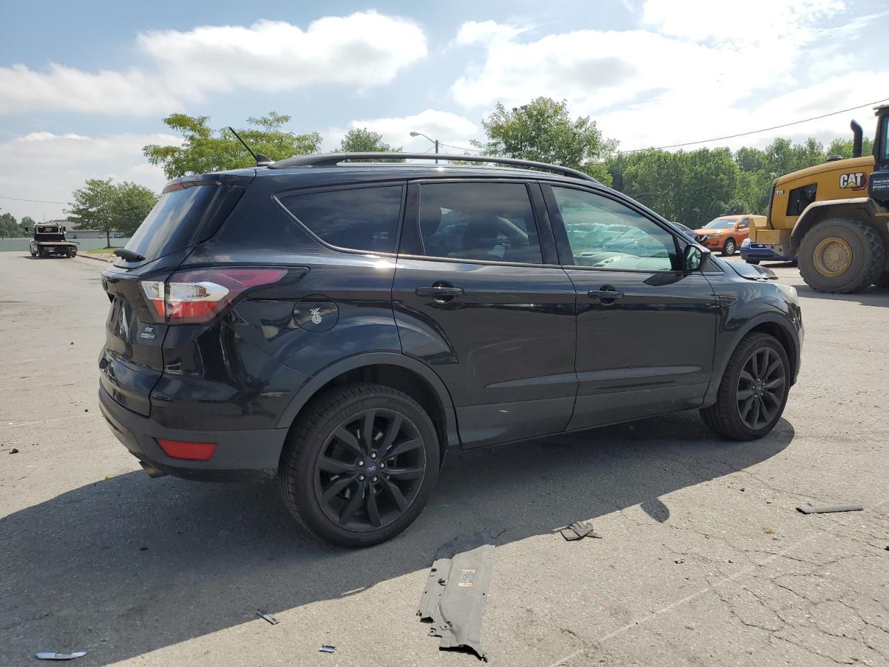 2018 Ford Escape Se - Фото 3