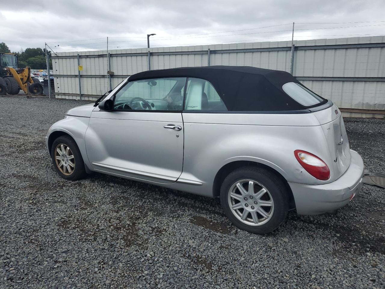 2008 Chrysler Pt Cruiser Touring - Image 2