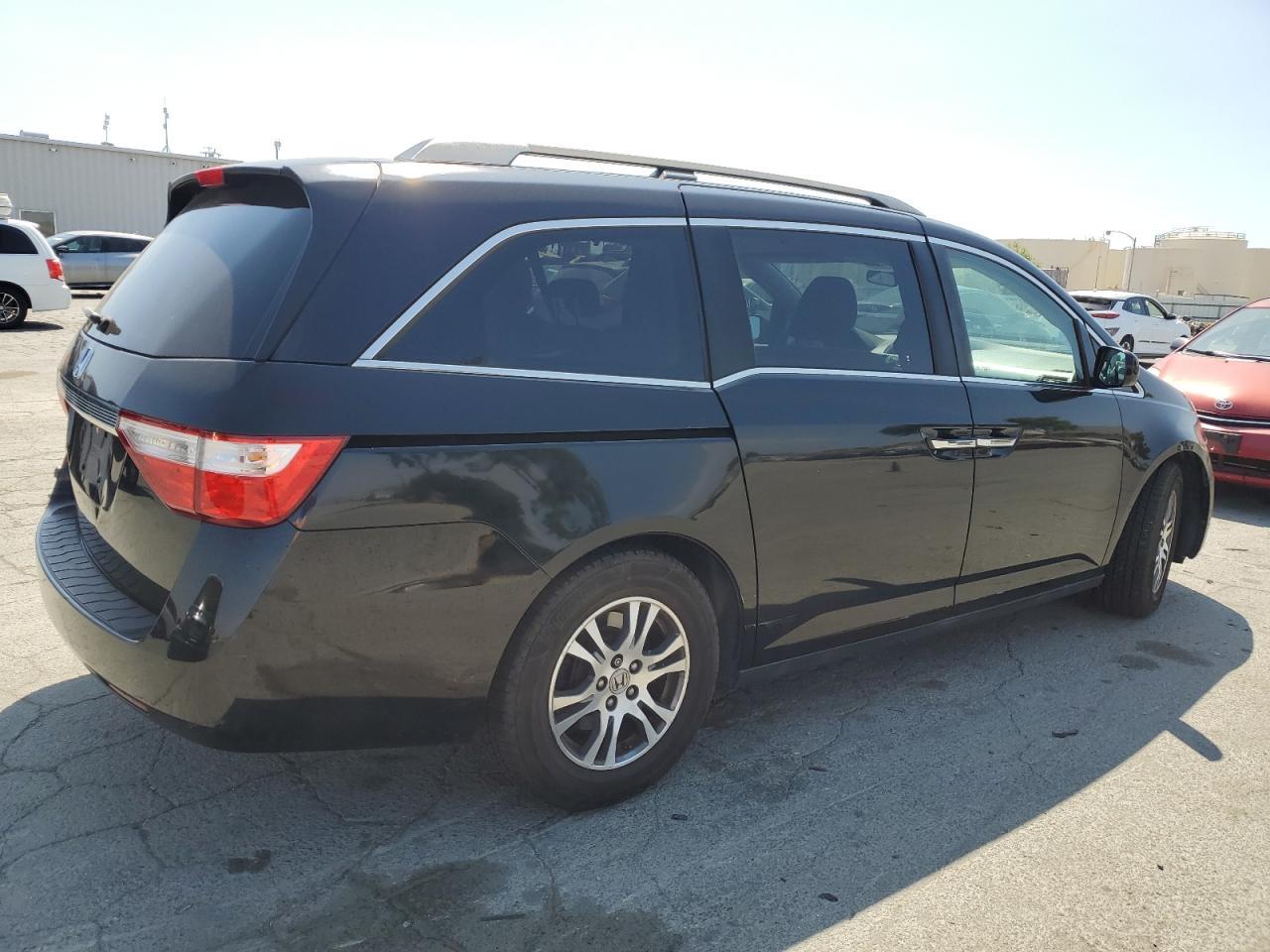 2012 Honda Odyssey Ex - Image 3