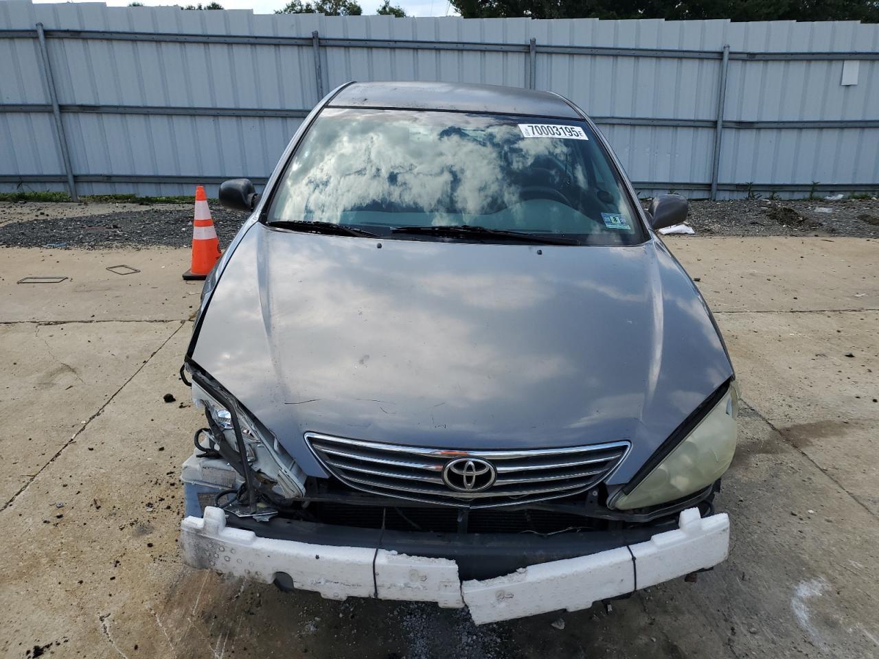 2005 Toyota Camry Le - Image 5