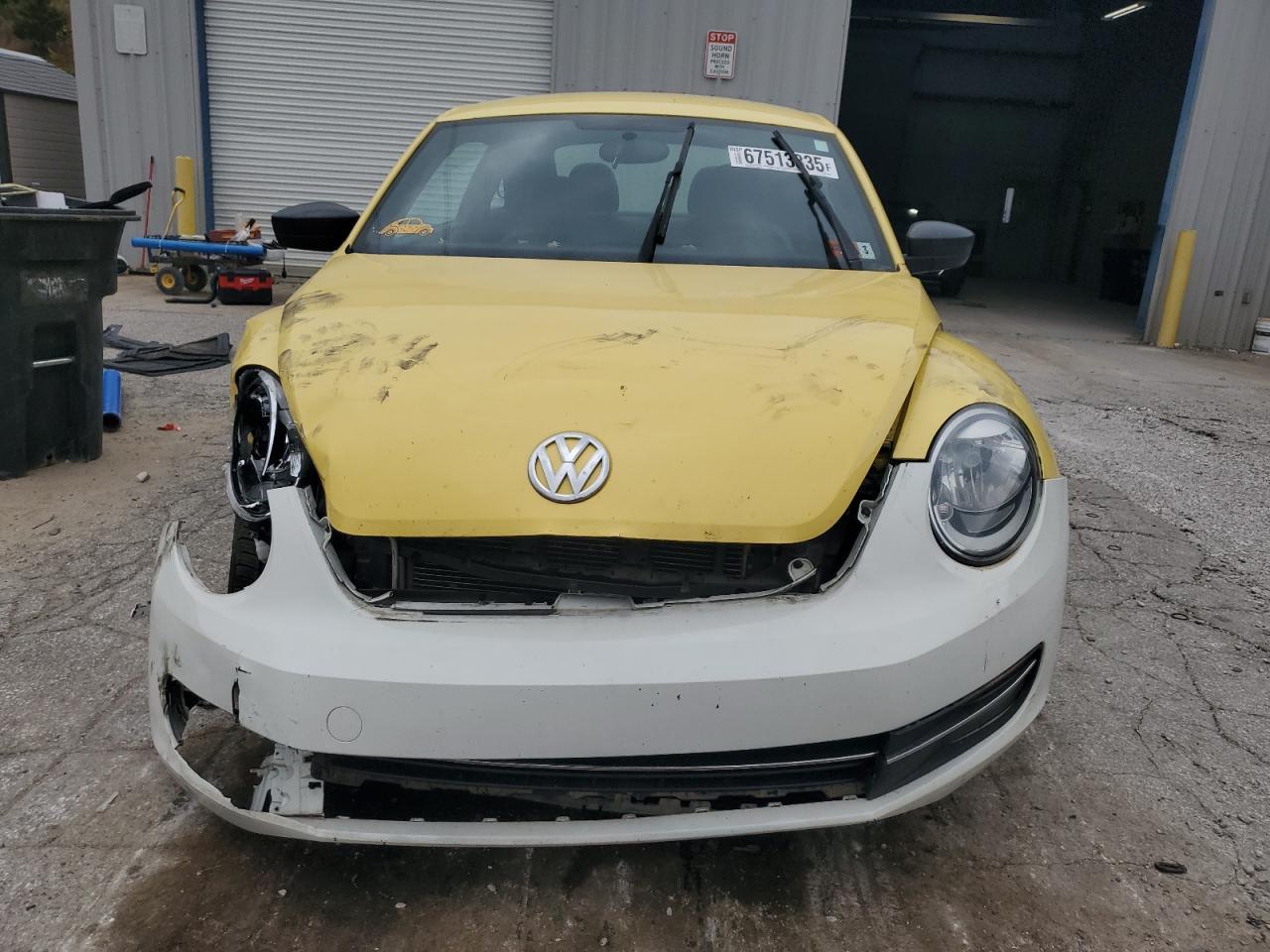 2015 Volkswagen Beetle 1.8T - Image 5