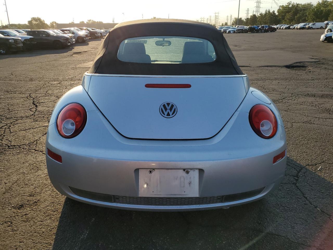 2007 Volkswagen New Beetle Convertible Option Package 1 - Фото 6