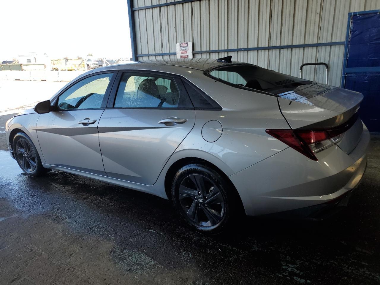 2021 Hyundai Elantra Sel - Фото 2