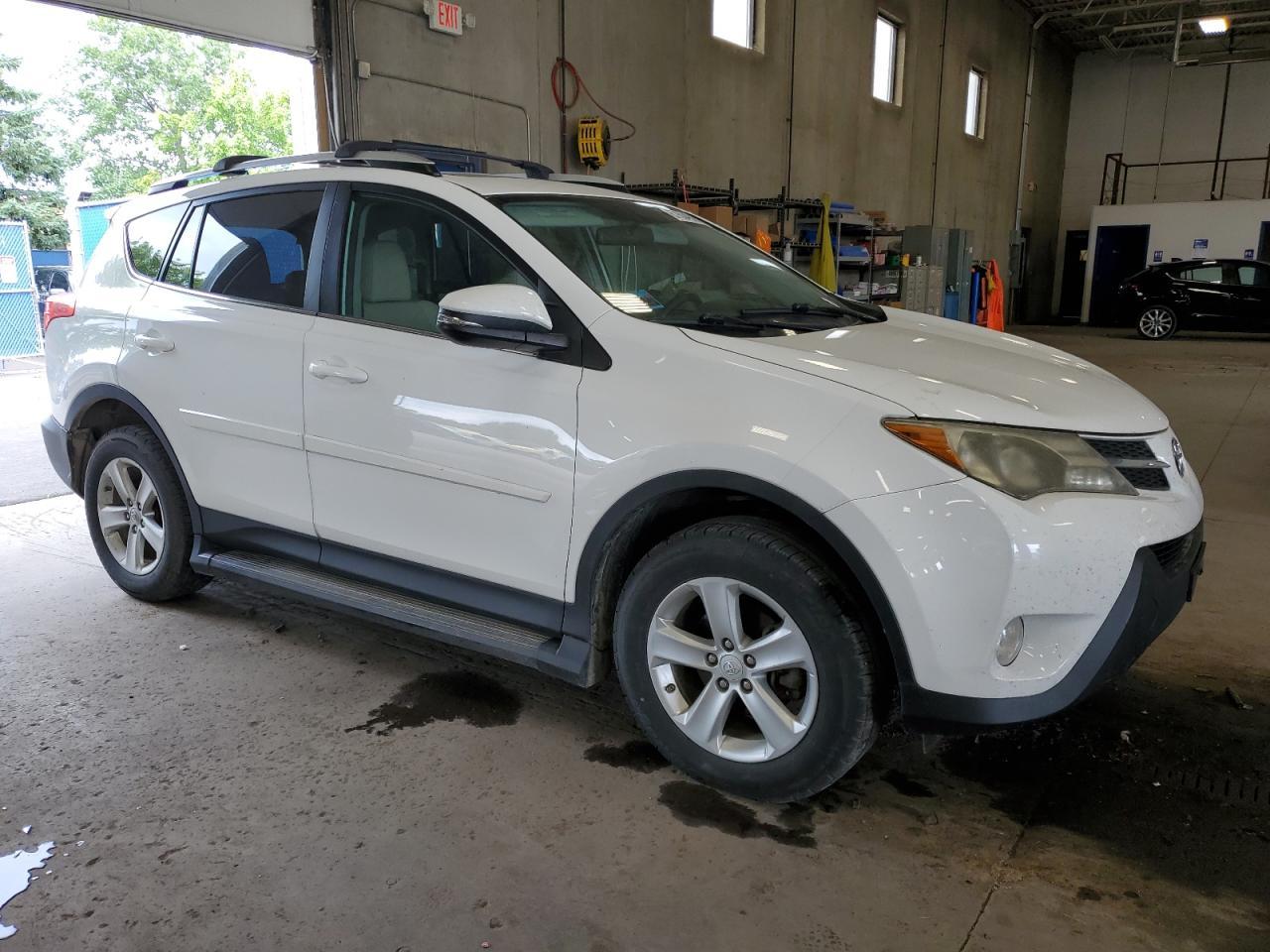 2014 Toyota Rav4 Xle - Image 4