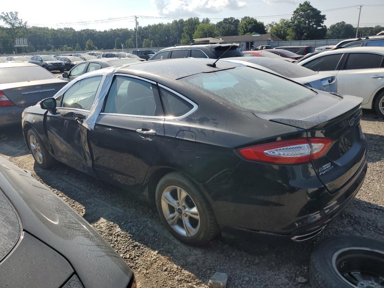 2016 Ford Fusion Titanium - Фото 2