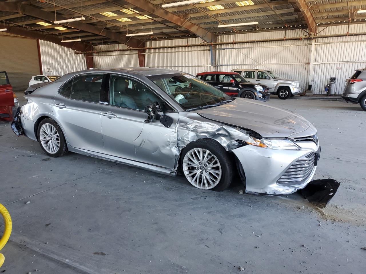 2018 Toyota Camry Hybrid - Фото 4