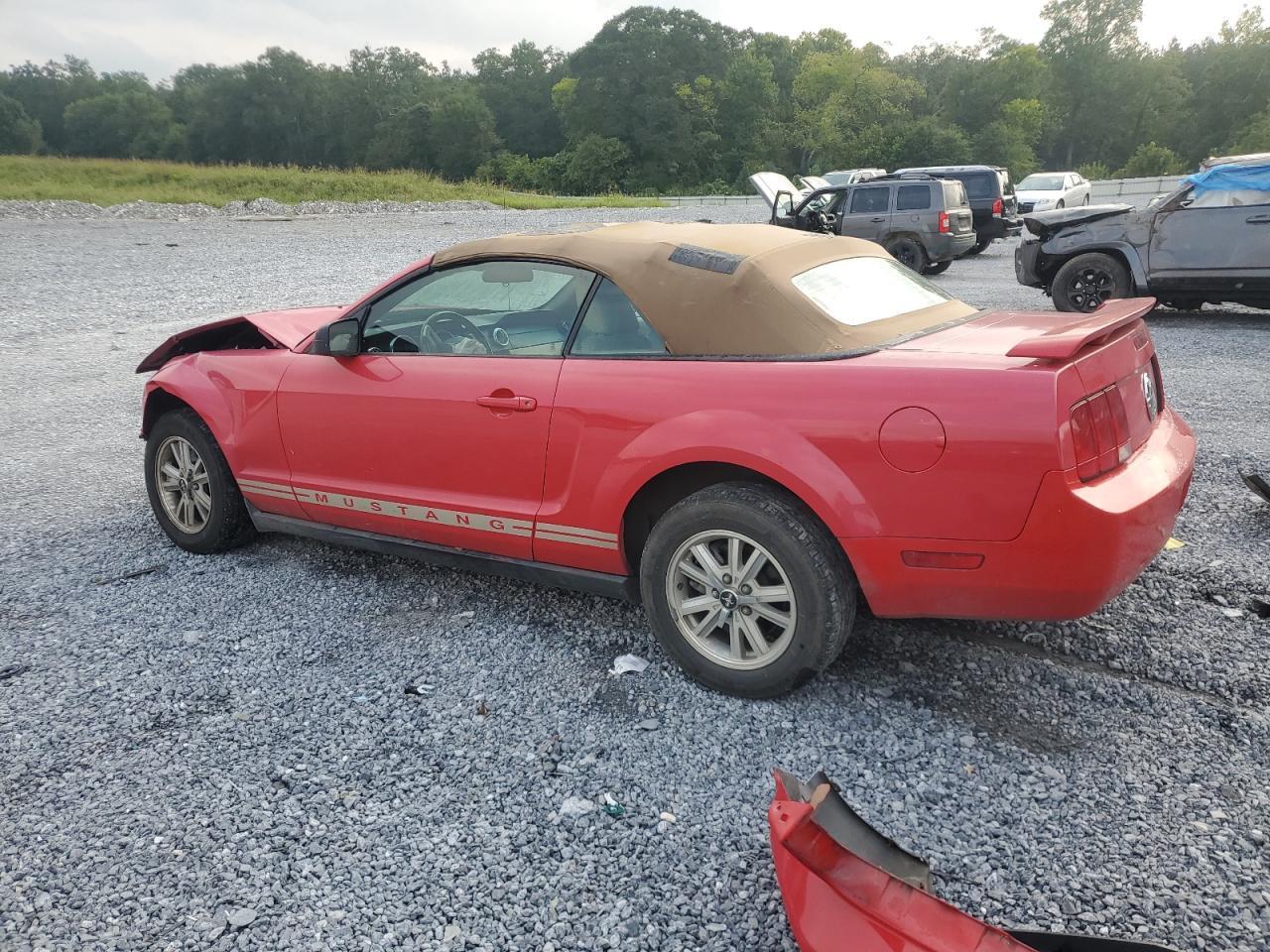 2006 Ford Mustang - Image 2