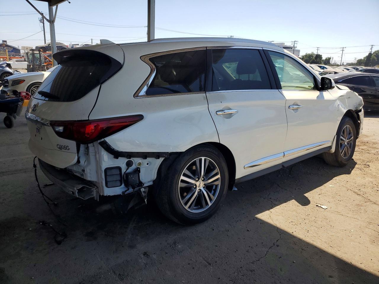 2020 Infiniti Qx60 Luxe - Image 3