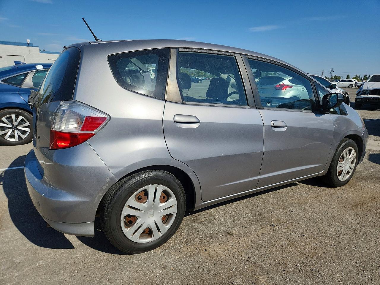 2010 Honda Fit - Фото 3