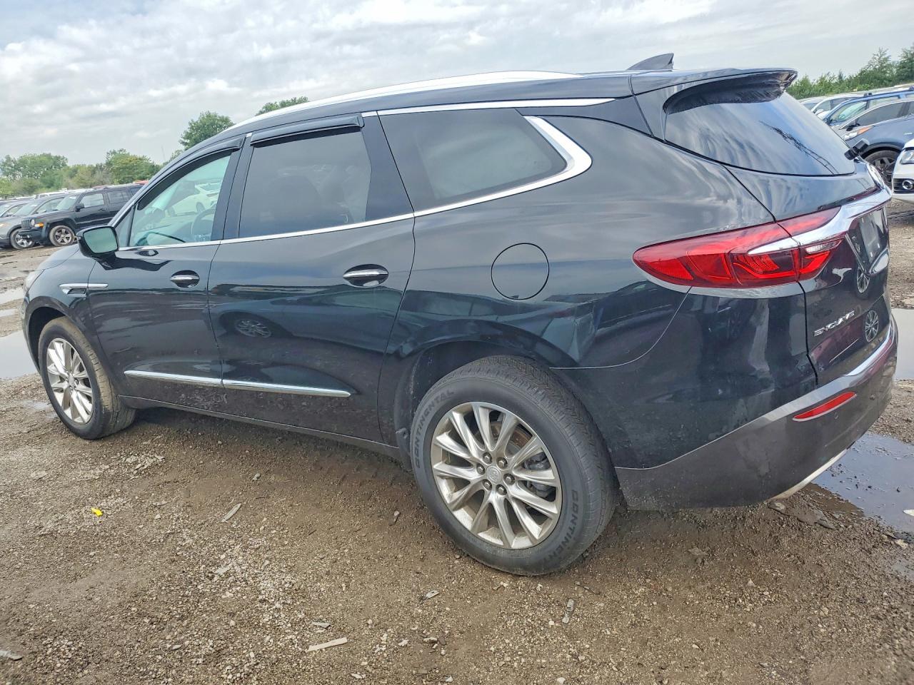 2020 Buick Enclave Essence - Image 2