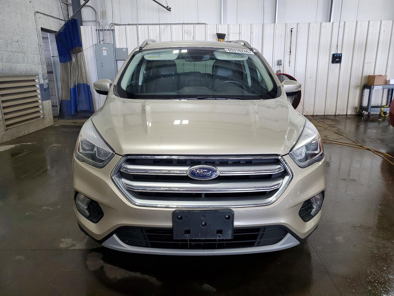 2017 Ford Escape Titanium - Image 5