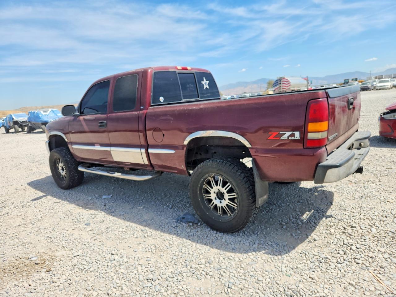 2001 GMC New Sierra K1500 - Фото 2