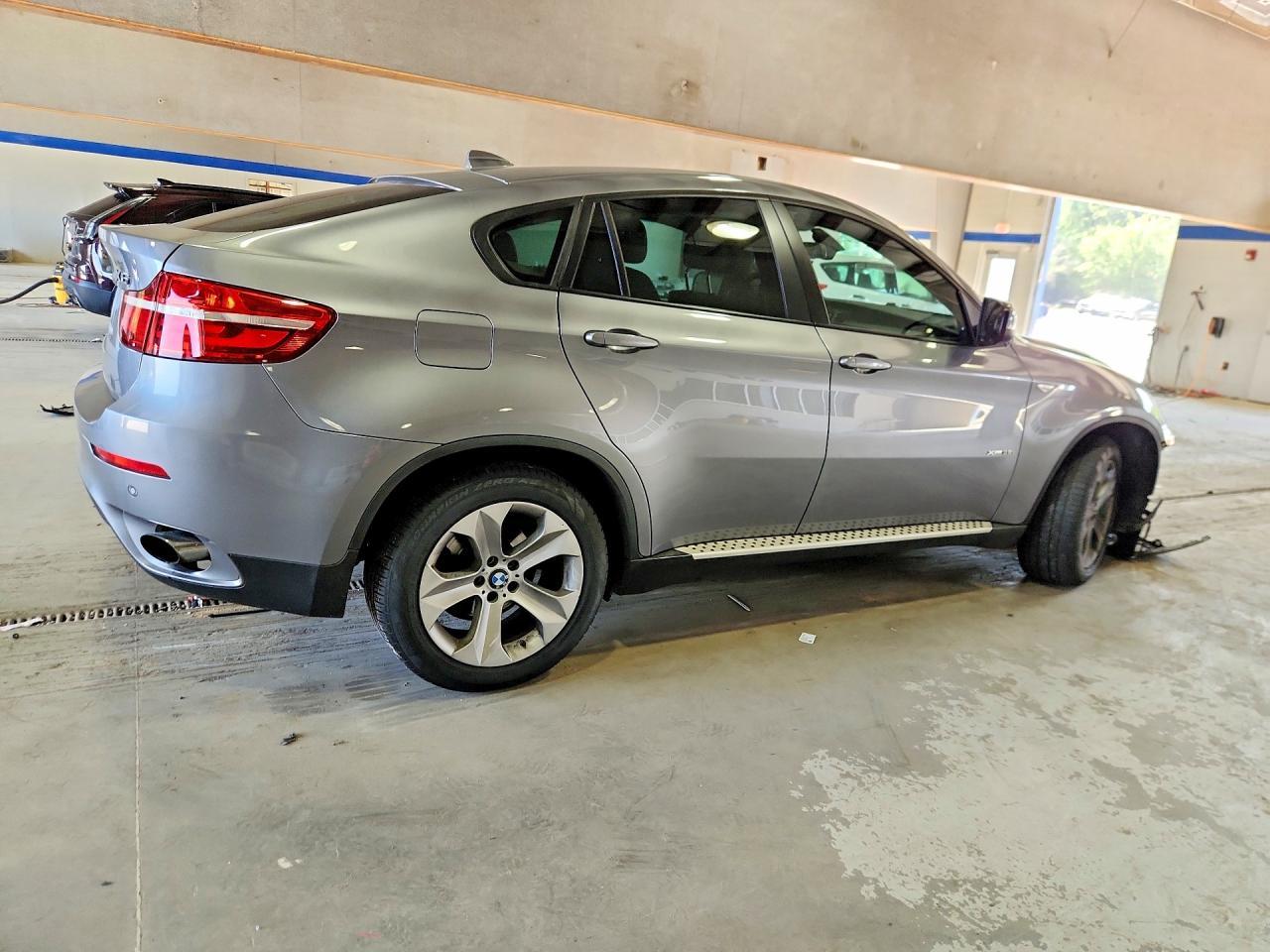 2014 BMW X6 xDrive35I - Фото 3