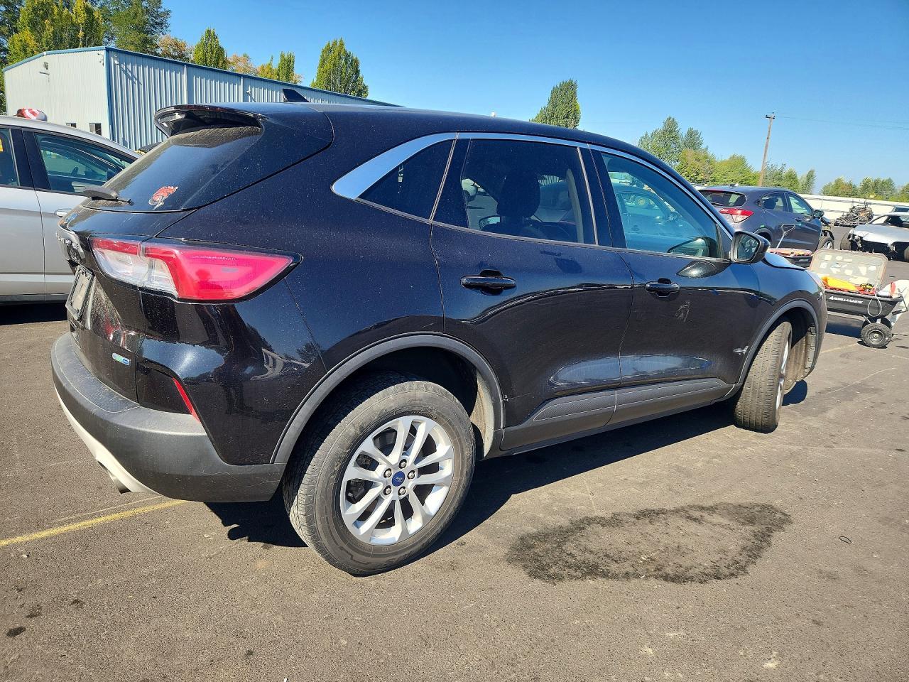 2020 Ford Escape Se - Фото 3