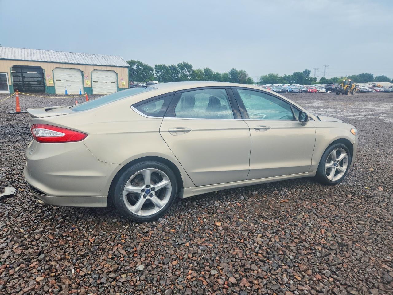 2016 Ford Fusion Se - Фото 3