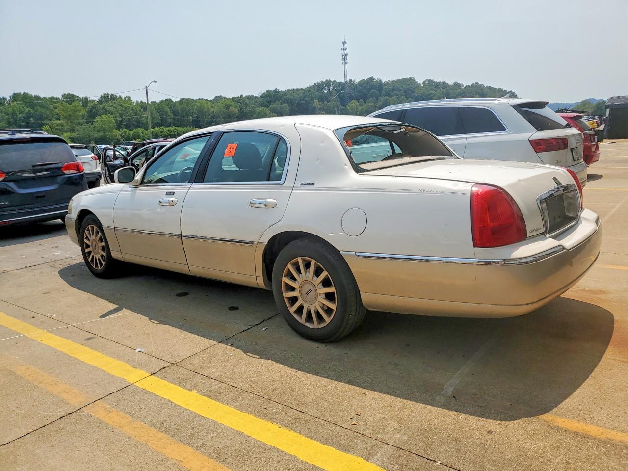2007 Lincoln 4Dsd - Фото 2