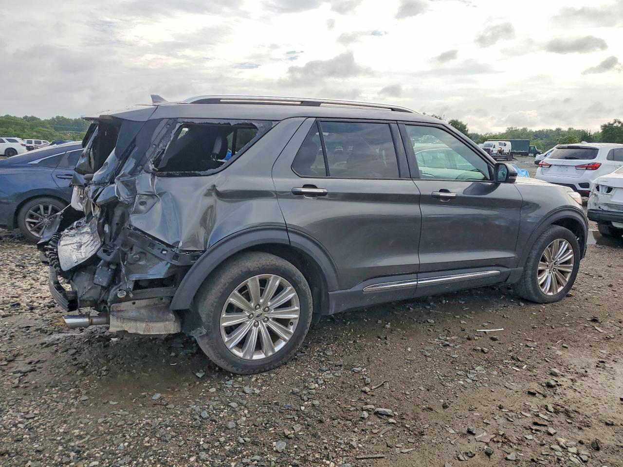 2020 Ford Explorer Limited - Фото 3