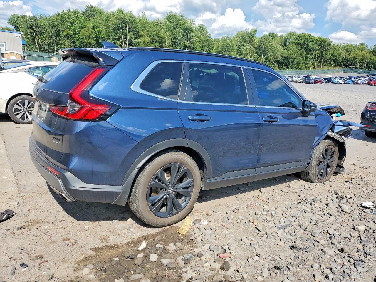 2023 Honda Cr-V Sport Touring - Фото 3