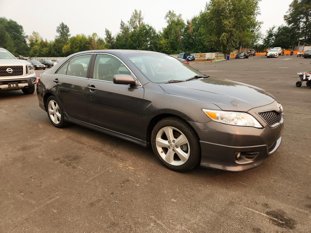 2011 Toyota Camry Se - Image 4