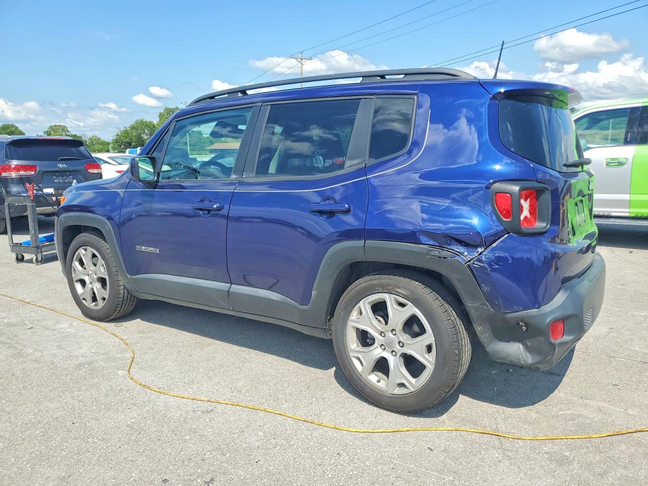 2019 Jeep Renegade Latitude - Фото 2