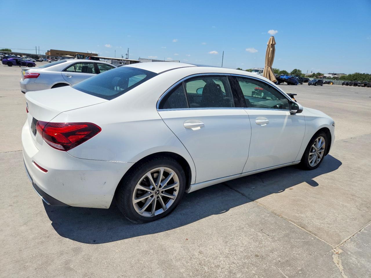 2019 Mercedes-Benz A 220 - Фото 3