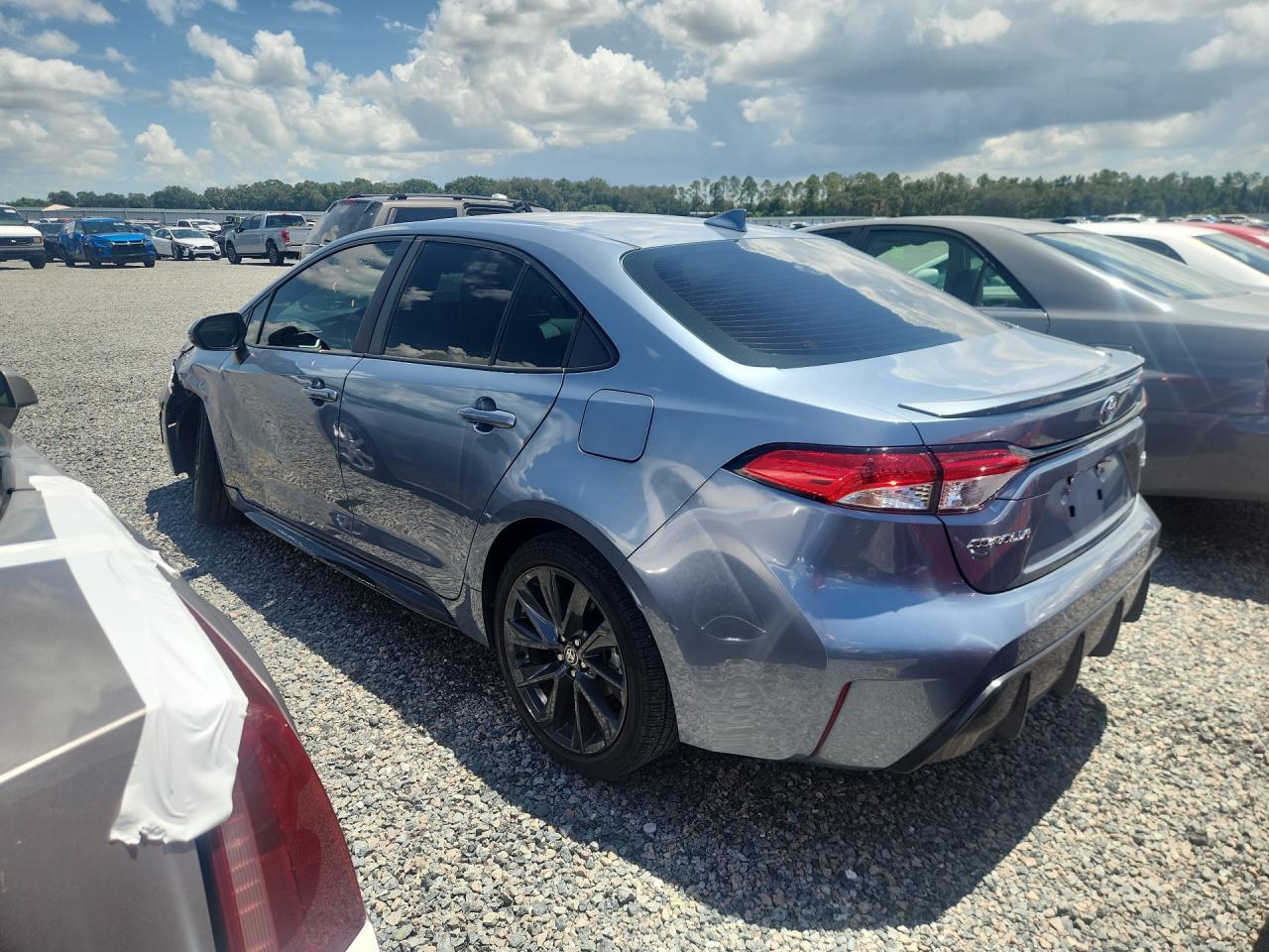 2024 Toyota Corolla Se - Фото 2