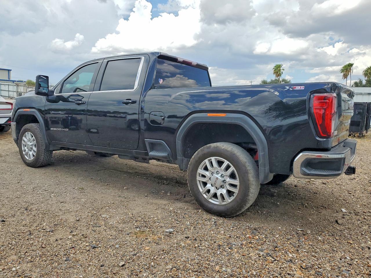 2023 GMC Sierra - Фото 2