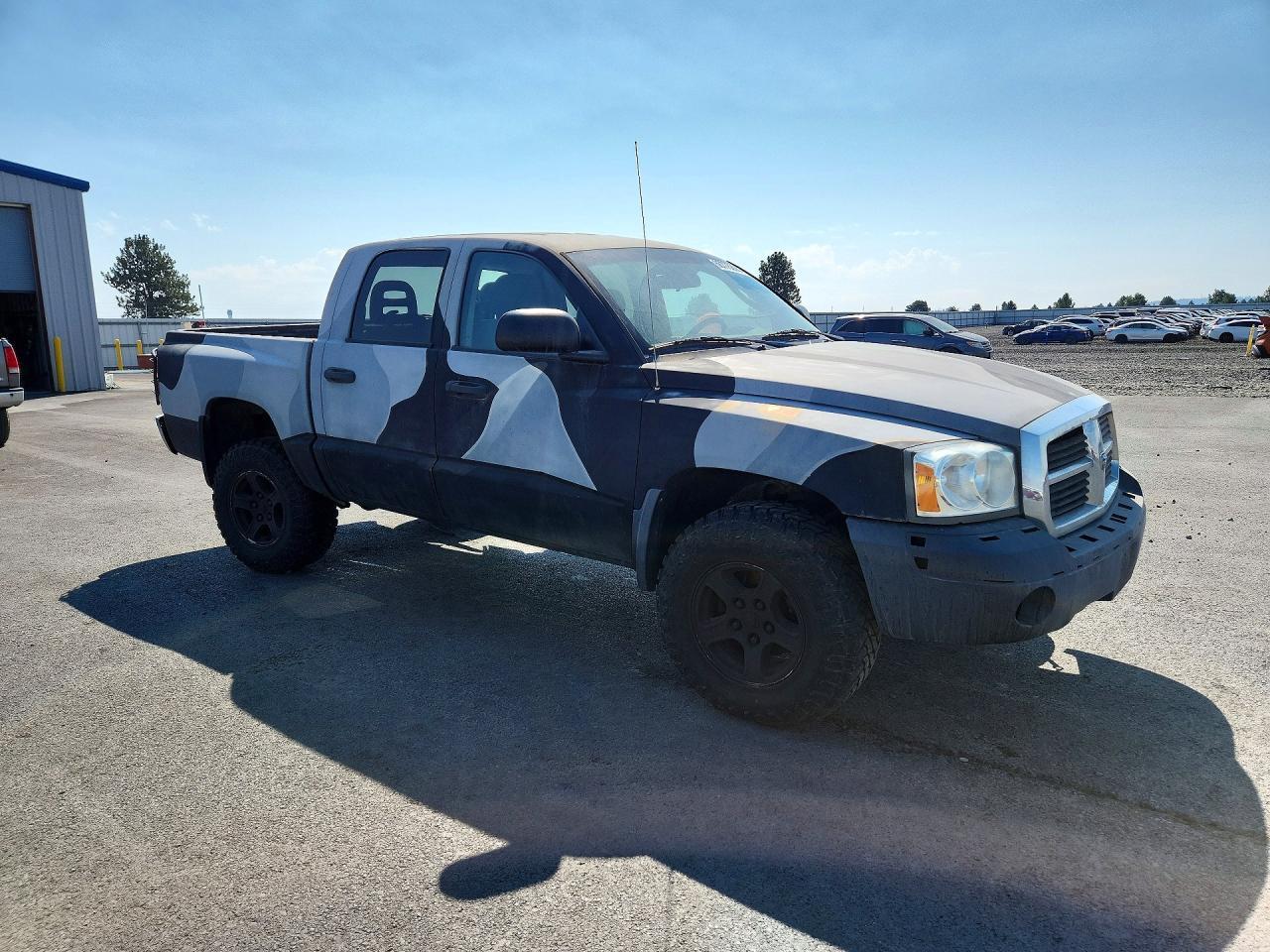 2005 Dodge Dakota Quad Slt - Image 4