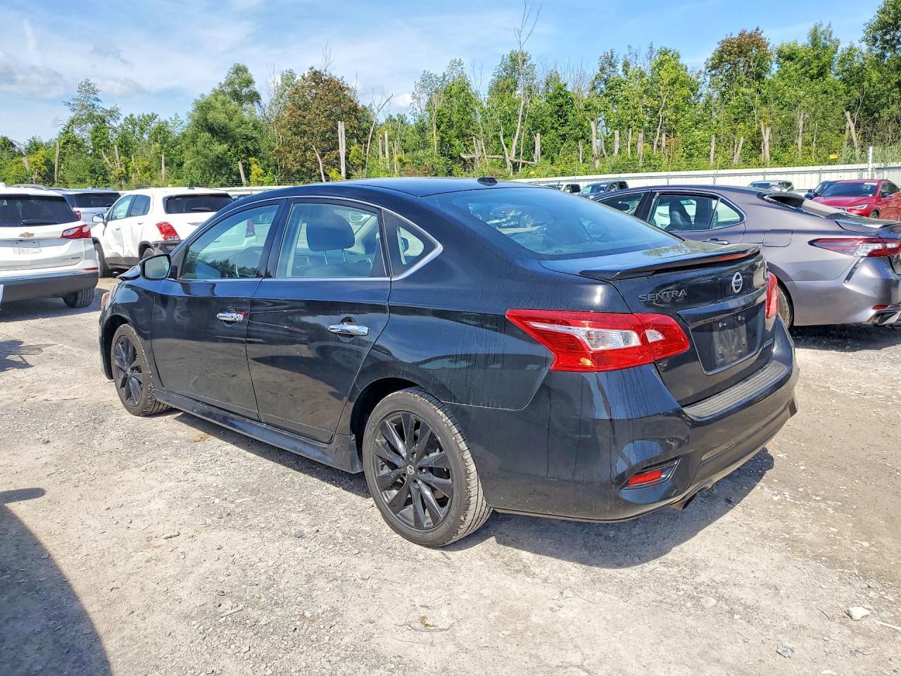 2018 Nissan Sentra Sr - Фото 2