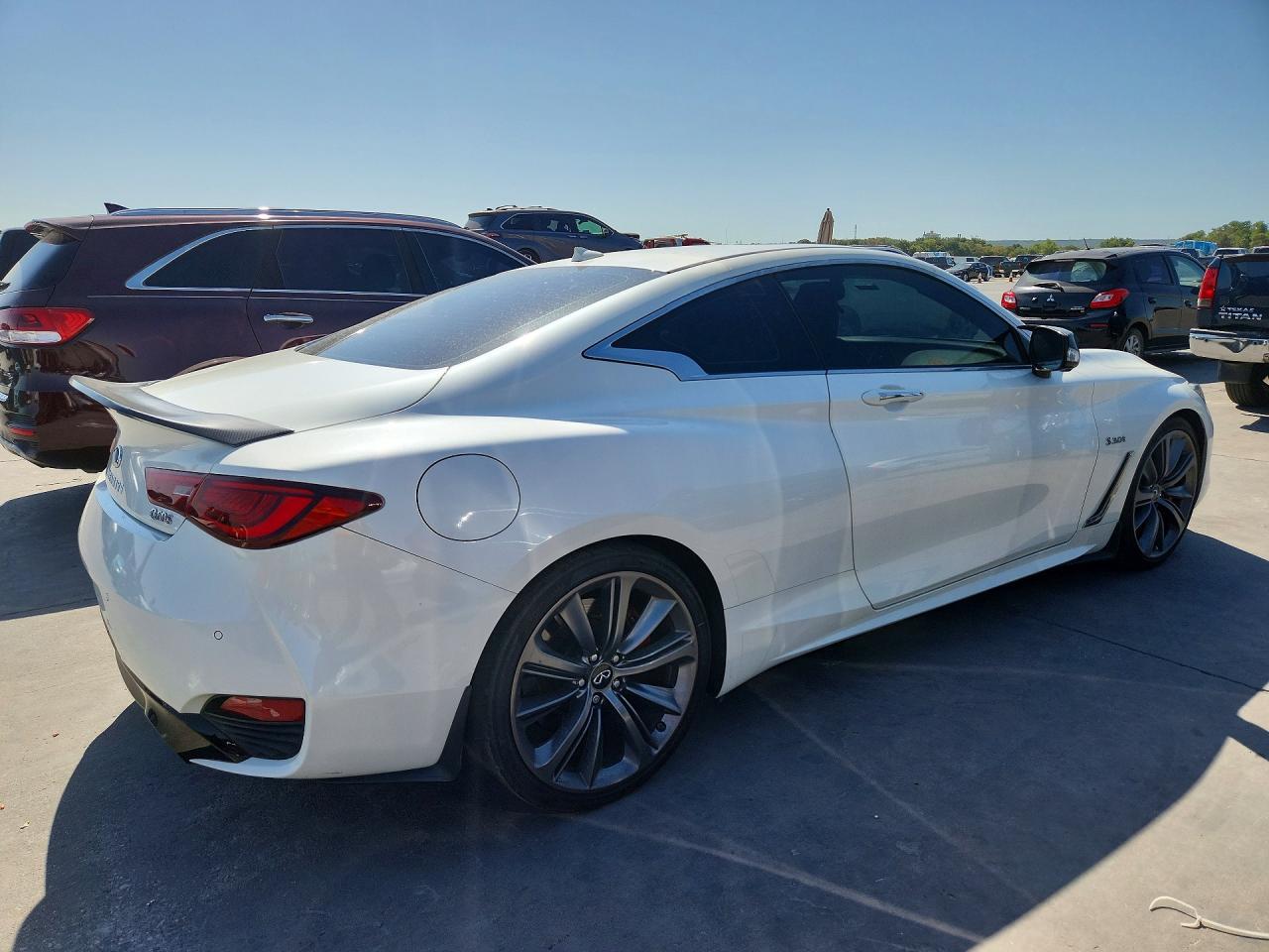 2020 Infiniti Q60 Red Sport 400 - Image 3