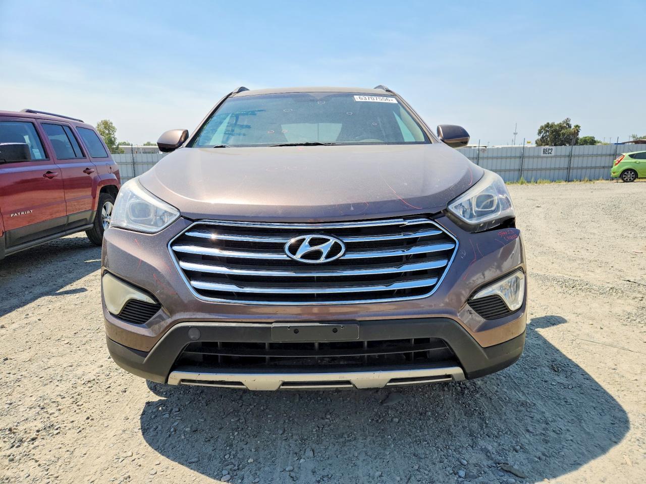 2015 Hyundai Santa Fe Gls - Image 5
