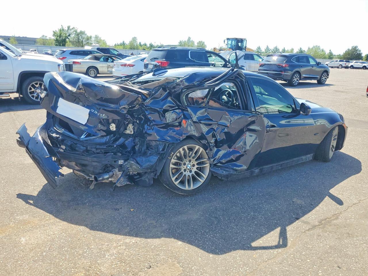 2010 BMW 335 D - Фото 3