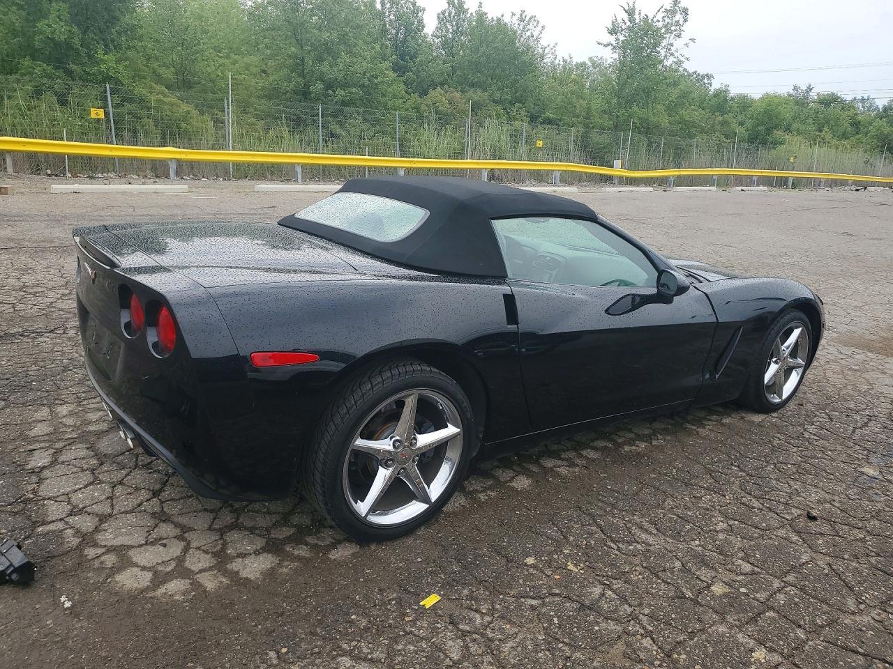 2013 Chevrolet Corvette - Image 3